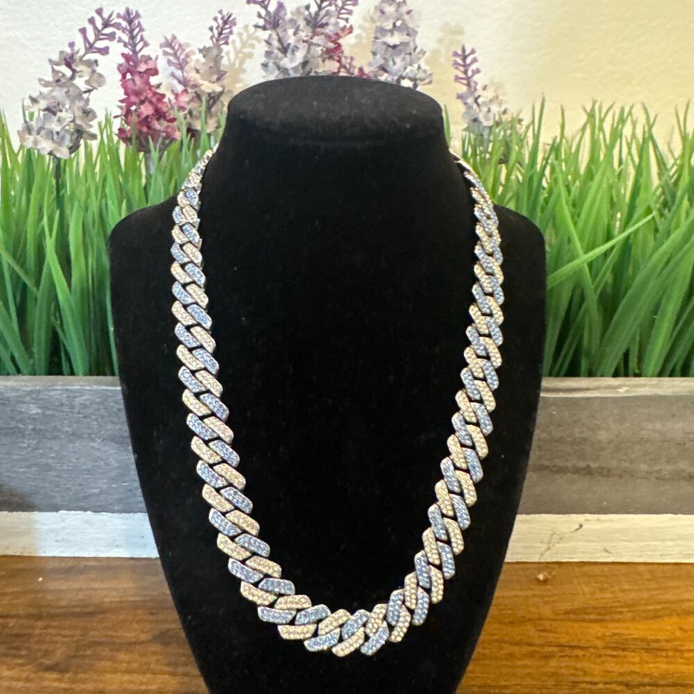 SLIVER AND BLUE CUBAN NECKLACE NY7 - Picture 2 of 5